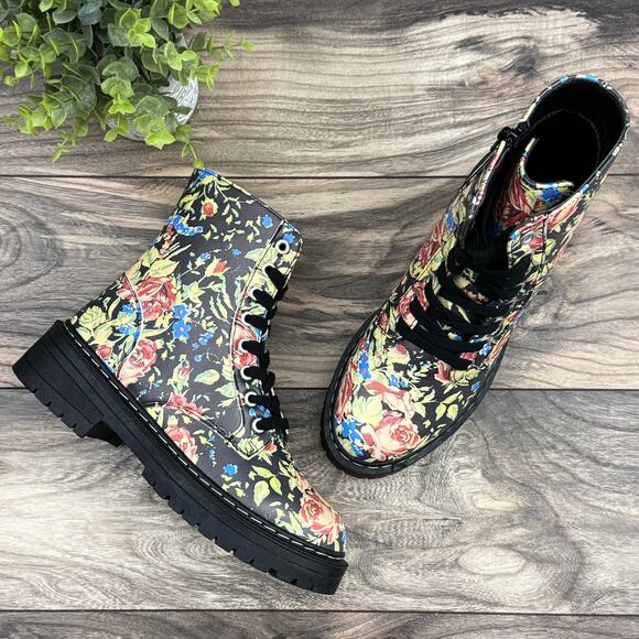 NEW Sugar Kaedy Black Vintage Floral Combat Boots Booties 7M - Picture 2 of 13